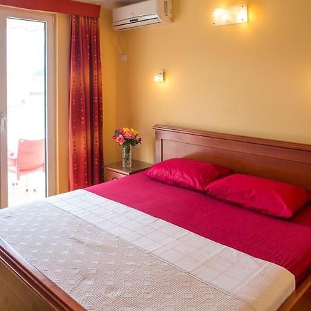 Apartmani Becici מראה חיצוני תמונה