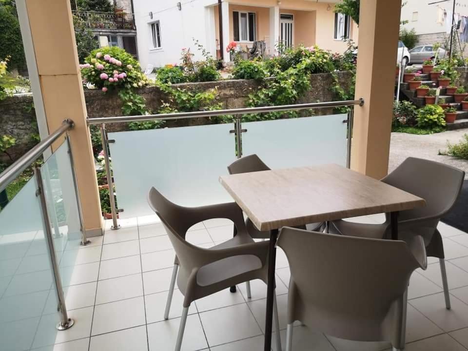 Apartmani Becici חדר תמונה