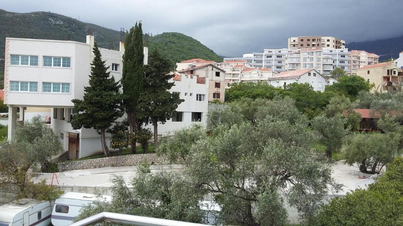 Apartmani Becici מראה חיצוני תמונה